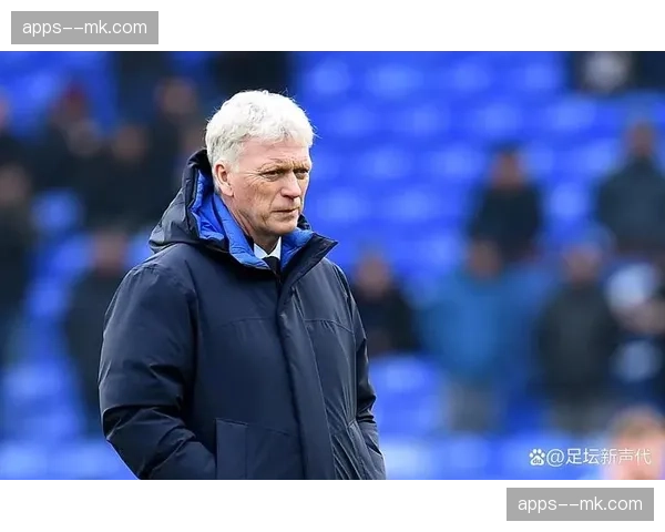 埃弗顿主场3-0横扫切尔西 莫耶斯高位逼抢战术收奇效